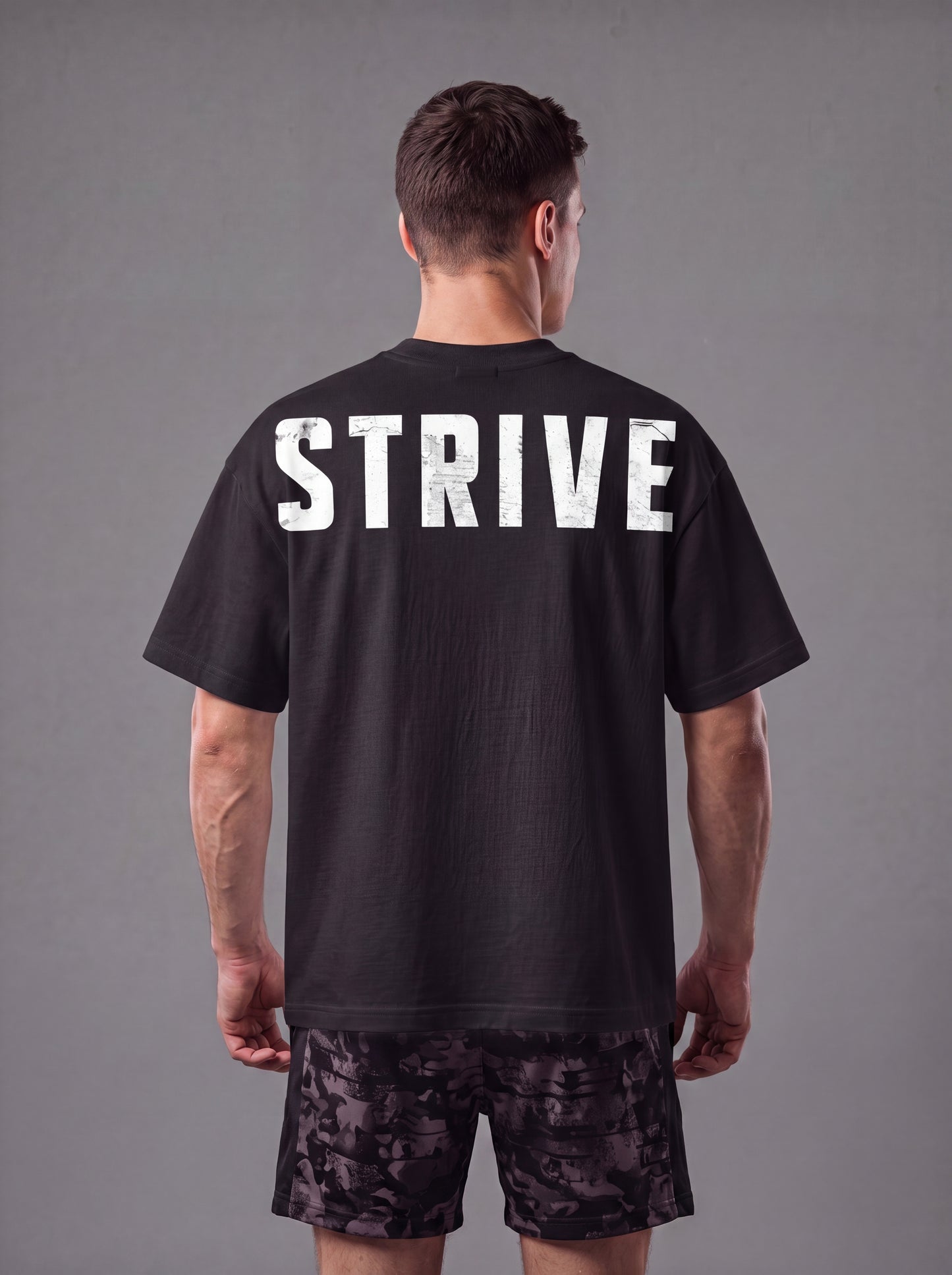 STRIVE Oversize T-Shirt